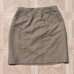 Ann Taylor houndstooth midi skirt 100% wool with faux pockets skirt size 8